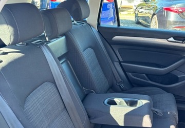 Volkswagen Passat B8 Variant Facelifting 1.5 TSI EVO 150KM 2020 Volkswagen Passat Polski salon I wlasciciel serwis ASO 1.5 Benzyna, zdjęcie 16