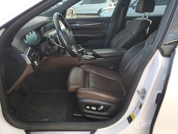 BMW 2018 BMW 6GT 640xi GT 2018 3.0l 3.0 Benzyna 335KM, zdjęcie 7