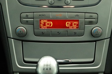 Ford Mondeo IV Kombi 1.8 Duratorq TDCi 125KM 2010 Ford Mondeo 1.8 TDCi, Salon Polska, Klima, zdjęcie 9