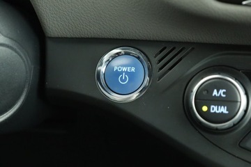 Toyota Yaris III Hatchback 5d Facelifting Hybrid 100KM 2017 Toyota Yaris Hybrid, Salon Polska, Serwis ASO, zdjęcie 10