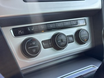 Volkswagen Passat B8 Variant 2.0 TDI BlueMotion SCR 150KM 2016 Volkswagen Passat Variant 8xAlu, Asystent, Navi, zdjęcie 25