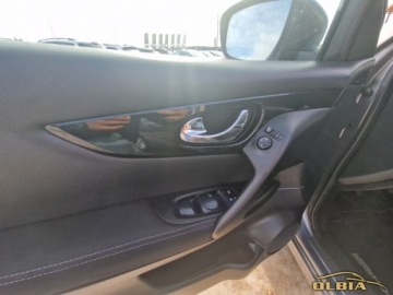 Nissan Qashqai II Crossover 1.2 DIG-T 115KM 2014 Nissan Qashqai Led,Kamera cofania,Nawigacja 1.2 Benzyna 116KM, zdjęcie 14