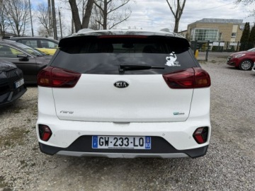 Kia Niro I 2018 Kia Niro 1.6 Hybryda 61 tys km Lekko uszkodzony, zdjęcie 5
