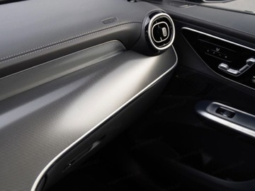 Mercedes GLC C254/X254 Coupe 2.0 200 204KM 2025 MERCEDES-BENZ GLC 200 4-Matic AMG Line 2.0 (204KM) 2025, zdjęcie 10