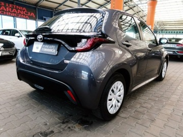 Toyota Yaris IV Hatchback 1.0 VVT-i 72KM 2021 Toyota Yaris NAVI KRAJOWY BEZWYPADKOWY, zdjęcie 8