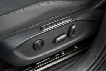 Cupra Terramar SUV 1.5 eTSI 150KM 2026 Cupra Terramar 1.5 e-TSI 150 KM DSG - Dostępny od, zdjęcie 12