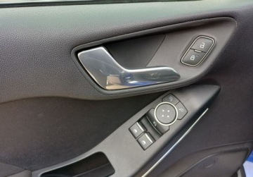 Ford Fiesta VIII Hatchback 3d 1.0 EcoBoost 100KM 2018 Ford Fiesta 64 1.0 EcoBoost Trend 100 KM I wl. Benzyna 100KM, zdjęcie 16