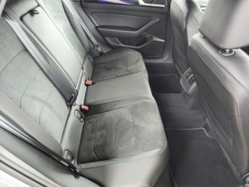 Volkswagen Arteon Shooting Brake R 2.0 TSI 320KM 2023 Volkswagen Arteon Shooting Brake R 4Mot. serwis ASO 2.0TSI 320KM pakiety A, zdjęcie 15