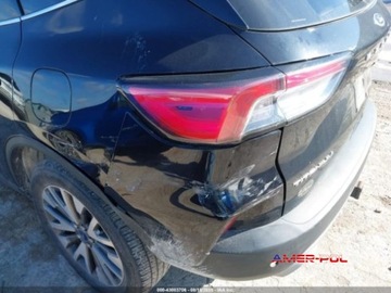 Ford Kuga III 2022 Ford Kuga 2022 r., 2,0L TITANIUM 2.0 Benzyna 250KM, zdjęcie 9