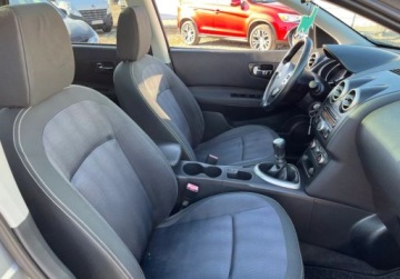 Nissan Qashqai I Crossover 2.0 140KM 2010 Nissan Qashqai2 panorama 7- osobowy 2.0 Benzyna 141KM, zdjęcie 28