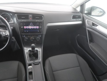 Volkswagen Golf VII Variant Facelifting 1.6 TDI-CR DPF BMT 115KM 2018 VW Golf 1.6 TDI, Salon Polska, Klima, Klimatronic, zdjęcie 7