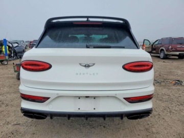 Bentley Bentayga 2022 Bentley Bentayga 2022 4.0 Benzyna 542KM, zdjęcie 2