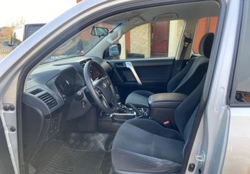 Toyota Land Cruiser VII Terenowy 3d 2.8 D-4D 177KM 2020 Toyota Land Cruiser Toyota Land Cruiser LC 2.8 D-4D Entry 2.8 Diesel 177KM, zdjęcie 8