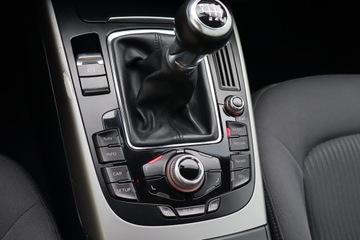 Audi A4 B8 Avant Facelifting 2.0 TDI 112g 136KM 2012 Audi A4 2.0 TDI, Navi, Klima, Klimatronic, zdjęcie 18