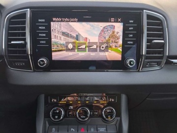 Skoda Karoq Crossover Facelifting 1.5 TSI ACT 150KM 2023 Skoda Karoq 1.5TSI 150KM DSG Style Reflektory przednie Full LED Matrix z f, zdjęcie 21