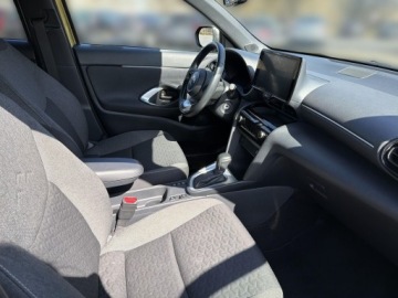 Toyota Yaris IV Hatchback 1.5 Hybrid Dynamic Force 116KM 2024 Toyota Yaris Cross Hybrid 1.5 Comfort Toyota Yaris, zdjęcie 9