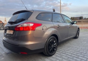 Ford Focus III Kombi 1.6 Duratorq TDCi DPF 115KM 2013 Ford Focus Bezwypadeksalonjedzie jak noweNAVI 1.6 Diesel 115KM, zdjęcie 2