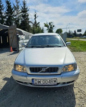 Volvo V40 I 1.9 TD 115KM 2003 Volvo V40 Volvo V40 1.9D 1.9 Diesel 115KM, zdjęcie 4