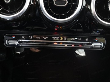 Mercedes CLA C118/X118 Coupe Facelifting 1.3 200 163KM 2025 MERCEDES-BENZ CLA 200 Sedan 1.3 (163KM) 2025, zdjęcie 13