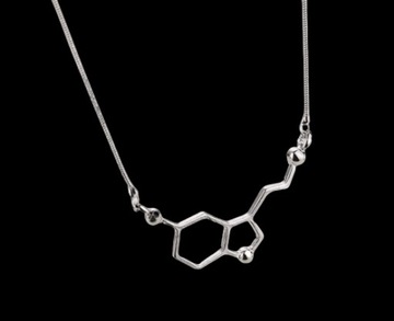 Wisiorek Serotonina Wzór Chemiczny Szczęście Łańcuszek Żmijka Srebrny