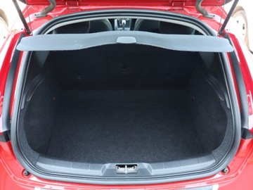 Volvo V40 II Cross Country Facelifting 2.0 T4 190KM 2018 Volvo V40 Cross Country 2.0 T4 AWD, Salon Polska, zdjęcie 13