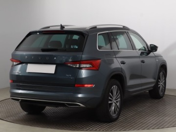 Skoda Kodiaq I SUV 2.0 TDI SCR 200KM 2021 Skoda Kodiaq 2.0 TDI, Salon Polska, 197 KM, 4X4, zdjęcie 4