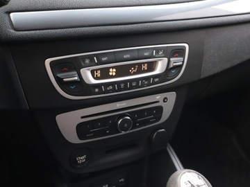 Renault Megane III Grandtour Facelifting 2013 Energy TCe 115KM 2015 Renault Megane 1.2 TCe, 1. Właściciel, Navi, zdjęcie 18