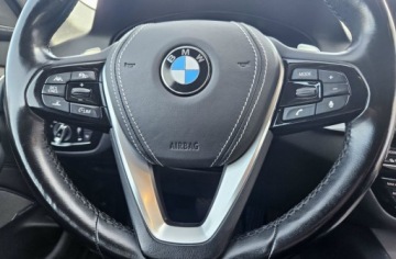 BMW Seria 5 G30-G31 Touring 530d 265KM 2018 BMW Seria 5 X-Drive, 3.0 Diesel 265 KM, Sport, Szwajcaria 3.0 Diesel 265KM, zdjęcie 17