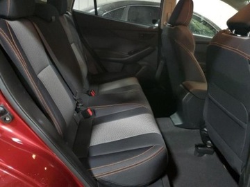 Subaru XV II 2019 Subaru XV SUBARU XV PREMIUM, 2019r., 4x4, 2.0L, po gradobiciu 2.0 Benzyna, zdjęcie 8