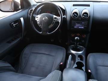 Nissan Qashqai I Crossover 2.0 dCi 150KM 2010 Nissan Qashqai 2.0 dCi, Navi, Klima, Klimatronic, zdjęcie 6