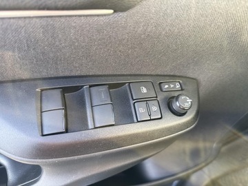 Toyota Yaris IV Hatchback 1.5 Hybrid Dynamic Force 116KM 2024 Toyota Yaris Cross Hybrid 1.5 Style Hybrid 1.5 Sty, zdjęcie 17