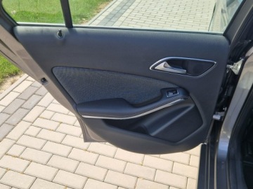 Mercedes Klasa A W176 2013 Mercedes A 180 180cdi 110KM Automat Navi Panorama, zdjęcie 22