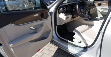 Mercedes Klasa E W213 2020 Mercedes E300de 306ps Exclusive ACC Drive Pilot Blis Webasto Skóra Komforty, zdjęcie 12