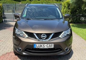 Nissan Qashqai II Crossover 1.6 DIG-T 163KM 2015 Nissan Qashqai 1,6T 163KM Pano NAVI KAMERY 360 PDC Serwis Bezwypadkowy, zdjęcie 4