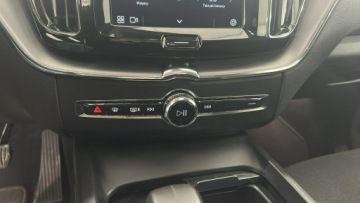 Volvo XC60 II 2021 Volvo XC 60 B4B Momentum, zdjęcie 21