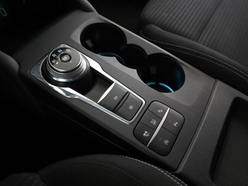 Ford Focus III Kombi Facelifting 2.0 TDCi 150KM 2018 Ford Focus GRATIS! Pakiet Serwisowy o wartości, zdjęcie 28