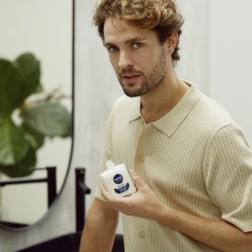 NIVEA MEN Набор мужской косметики для бритья Гель + Бальзам + Косметичка