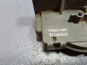 NISSAN PRIMASTAR I VIVARO A ZÁMEK DVEŘE PŘEDNÍ LEVÝ 7700311807