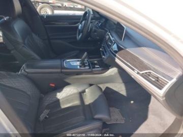 BMW Seria 7 G11-G12 2020 BMW Seria 7 xdrive, 2020r., 4x4, 4.4L 4.4 Benzyna 523KM, zdjęcie 8