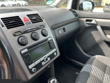 Volkswagen Touran I 1.4 TSI 140KM 2008 Volkswagen Touran 1.4 TSI United 140KM 2008r, zdjęcie 15