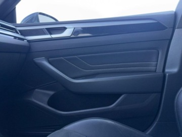 Volkswagen Arteon Fastback Facelifting 2.0 TDI 200KM 2022 Volkswagen Arteon 2.0 TDI R-Line DSG 2.0 Diesel 200KM, zdjęcie 29