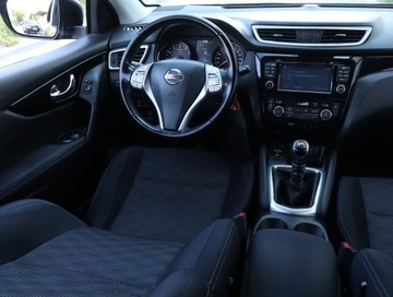 Nissan Qashqai II Crossover 1.2 DIG-T 115KM 2016 Nissan Qashqai 1.2 DIG-T, Navi, Klima, zdjęcie 6