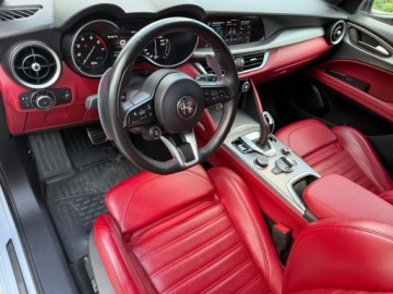 Alfa Romeo Stelvio SUV Facelifting 2.0 Turbo 280KM 2021 ALFA ROMEO STELVIO 280KM Veloce | MoonlightPearl | Polski Salon | Gwarancja, zdjęcie 26
