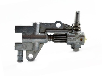 Масляный насос + приводной шнек для бензопилы