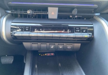 Toyota C-HR II SUV 2.0 Hybrid Dynamic Force 197KM 2024 Toyota C-HR 2.0 Hybrid Dynamic Force Executive Salon PL VAT 23 1 wlasci, zdjęcie 23