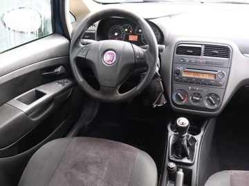 Fiat Punto Grande Punto Hatchback 5d 1.4 8v 77KM 2007 Fiat Punto 1.4, Salon Polska, Klima, El. szyby, zdjęcie 6