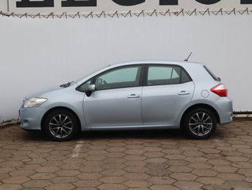 Toyota Auris I Hatchback 5d Facelifting 1.6 Valvematic 132KM 2011 Toyota Auris 1.6 Valvematic, GAZ, Klima, zdjęcie 2