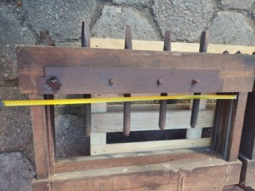 Винтовой пресс