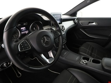 Mercedes GLA I Off-roader 2.0 250 211KM 2016 Mercedes GLA 250 Automat Sensation Panorama, zdjęcie 13