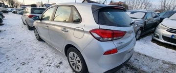 Hyundai i30 III Hatchback 1.4 MPI 100KM 2020 Hyundai i30 2020r, 1.4 LPG. Lekko uszkodzony tyl. Jezdzi. VAT 23 brutto., zdjęcie 3